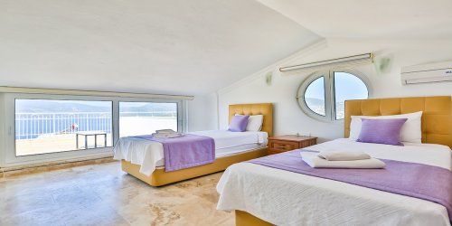 Villa Juliet A-104.jpg-thumb