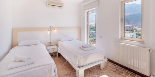 Villa Serra-1f564f6641.jpg-thumb