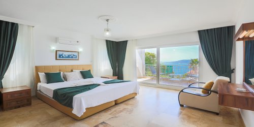Villa Juliet D-389.jpg-thumb