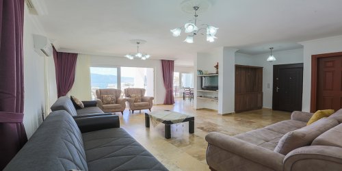 Villa Juliet D-459.jpg-thumb