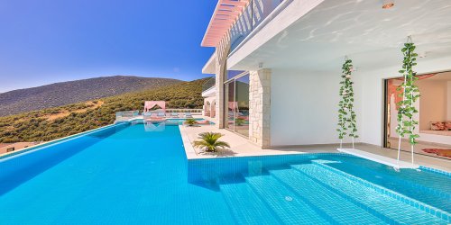 Villa Rosy-Rossy0102.jpg-thumb