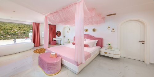 Villa Rosy-Rossy06.jpg-thumb