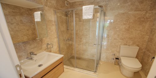 Villa Sunset & Apartments-Sunset_2_-_Ensuite_Twin_Bedroom__Bathroom_-_Kalkana_-_Kalkan.jpg-thumb