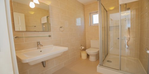 Villa Sunset & Apartments-Sunset_3_-_Ensuite_King_Bedroom_Bathroom_-_Kalkana_-_Kalkan.jpg-thumb