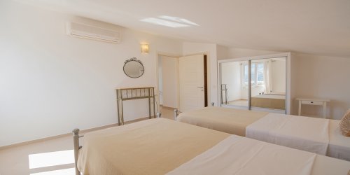 Villa Sunset & Apartments-Sunset_3_-_Ensuite_Twin_Bedroom_-_Kalkana_-_Kalkan_2.jpg-thumb