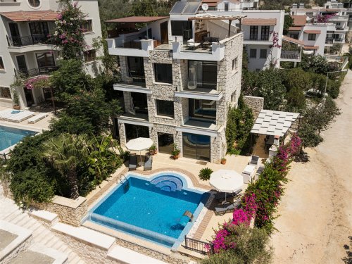 Villa Amore-WEB_1.jpg-thumb