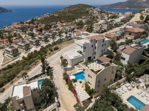 Villa Amore-WEB_3.jpg-thumb